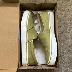 BRAND NEW Toms Alpargata Fenix Slip On